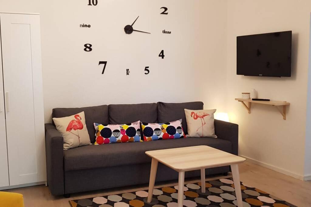 Appartement Near Shooping Center, 6 Guests Berlijn